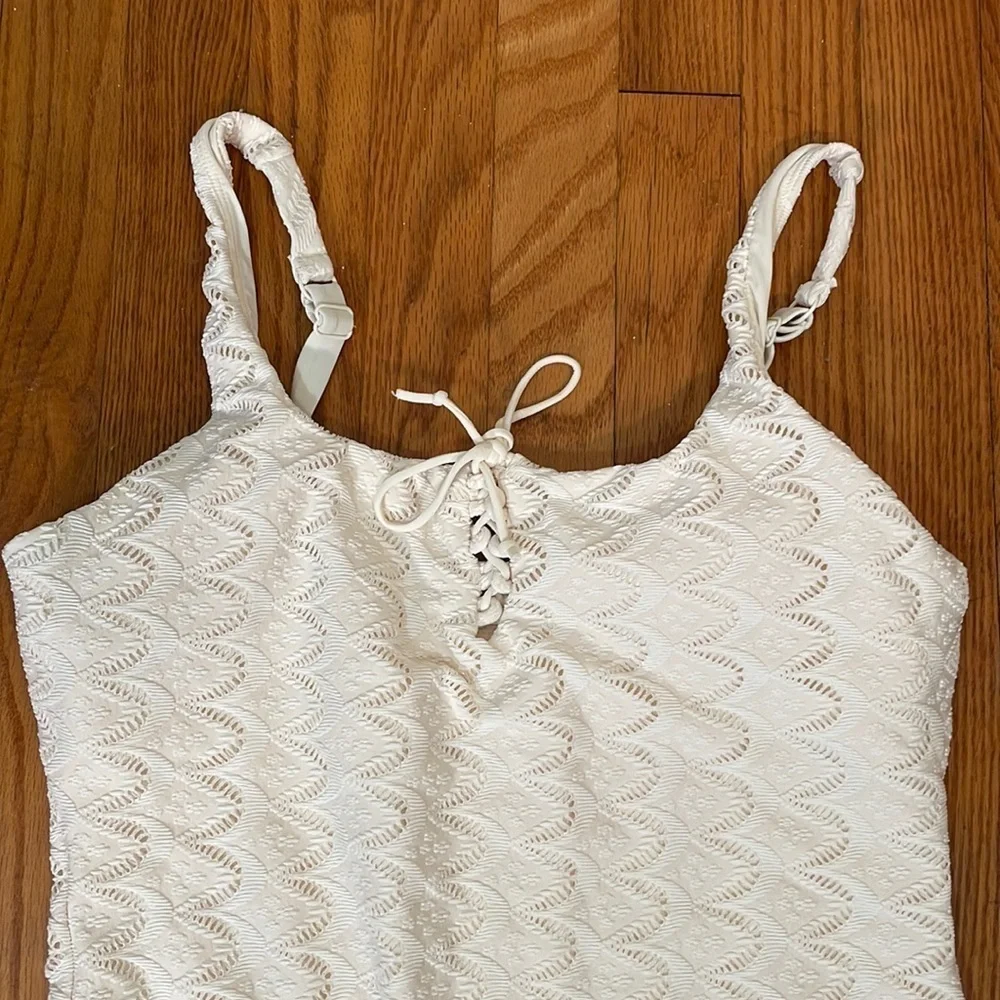 Andie The Macao One Piece Swimsuit Gardenia‎ size L NWT
